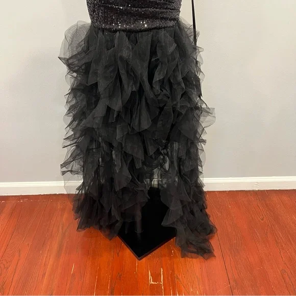 Mac Duggal Black Sequin Mini Gown With High Low Ruffle Tiered Train - Reemoly